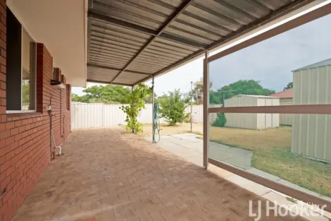 Property photo of 32 Eacott Street Mandurah WA 6210