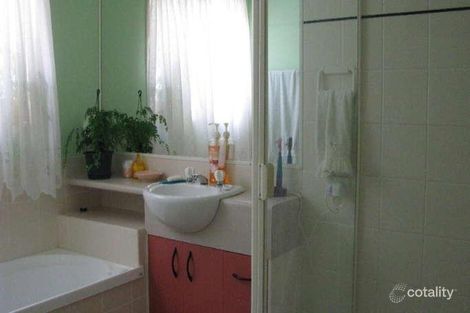 Property photo of 5 Esk Place Kallangur QLD 4503