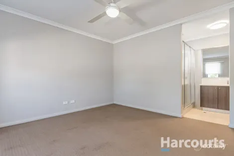 Property photo of 102 Shorehaven Boulevard Alkimos WA 6038