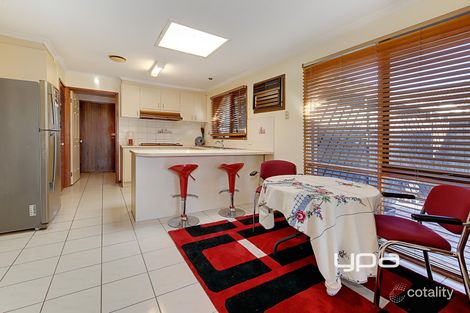 Property photo of 4 Pinnaroo Circuit Meadow Heights VIC 3048