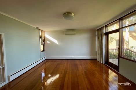 Property photo of 9 Arnold Grove Doncaster VIC 3108