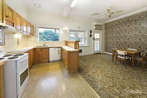 Property photo of 4 York Road Glen Iris VIC 3146