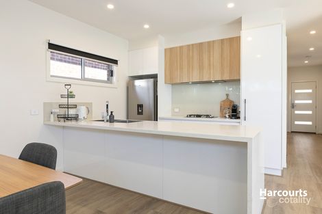 2/59 Heyers Rd, Grovedale, VIC 3216