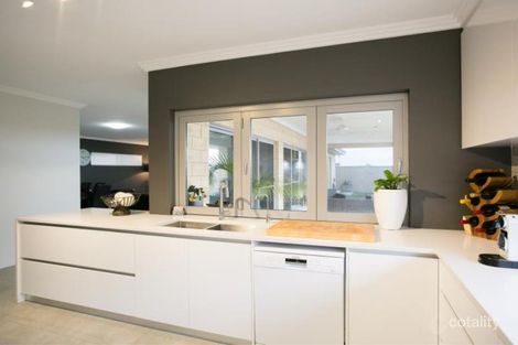 Property photo of 31 St James Drive Baldivis WA 6171