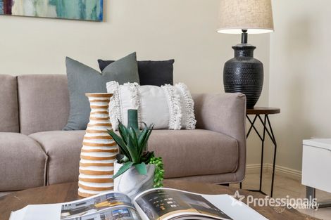 Property photo of 4/9-11 Doomben Close Casula NSW 2170