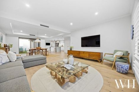 Property photo of 118 Orsino Boulevard North Coogee WA 6163