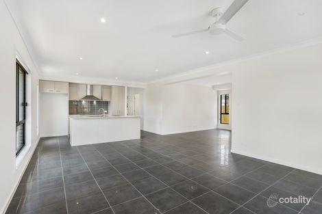 Property photo of 43 Greenview Circuit Arundel QLD 4214