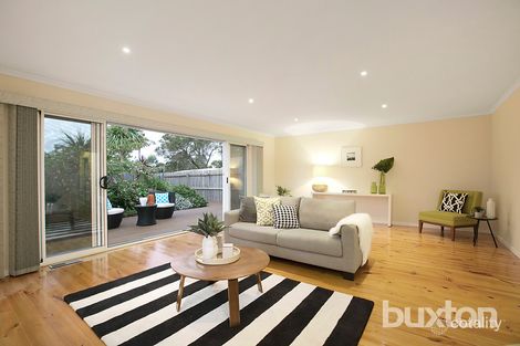 Property photo of 11 Twofold Close Dingley Village VIC 3172