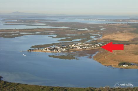 39 Manns Beach Rd, Manns Beach, VIC 3971