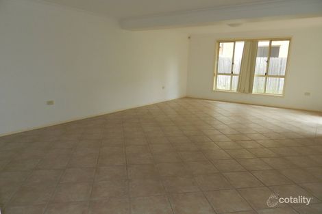 Property photo of 71 Lindeman Crescent Green Valley NSW 2168