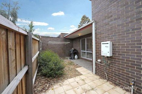 Property photo of 2 Hanrahan Mews Macleod VIC 3085