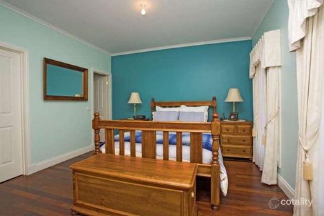 Property photo of 28 Carinya Boulevard Burnside VIC 3023