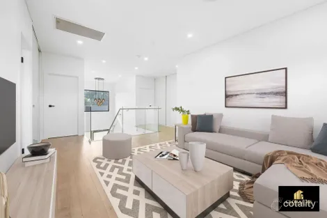 Property photo of 29 Barlow Crescent Canley Heights NSW 2166