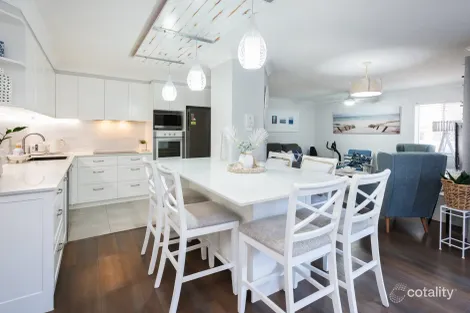 Property photo of 4/444 Marine Parade Biggera Waters QLD 4216