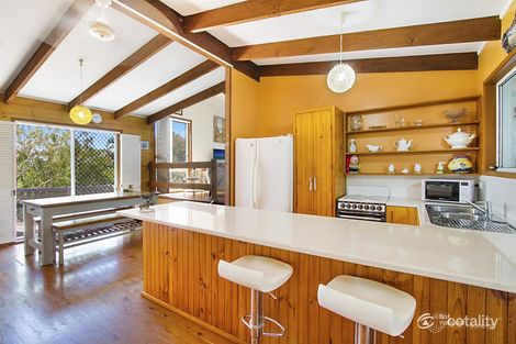 Property photo of 2 Pinecone Court Elanora QLD 4221