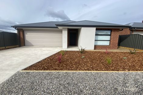 9 Dairy Cres, Maryborough, VIC 3465