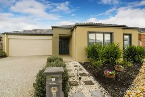 11 Lomandra St, Point Cook, VIC 3030