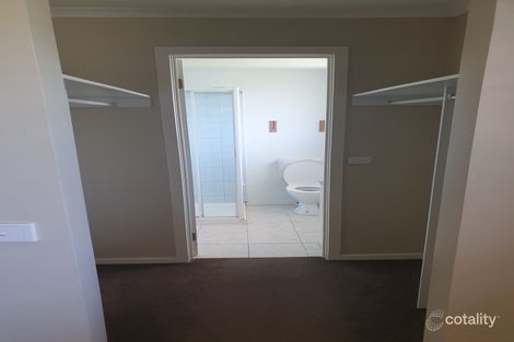 Property photo of 8 Bristol Mews Craigieburn VIC 3064