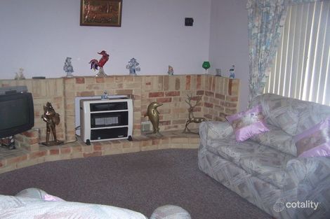 Property photo of 4A Cannes Place Warnbro WA 6169