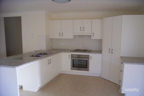 Property photo of 19 Seonaid Place Gracemere QLD 4702