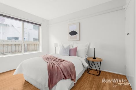 Property photo of 2/32 Madden Avenue Carnegie VIC 3163