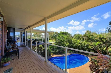 Property photo of 14 Shoreline Crescent Bargara QLD 4670