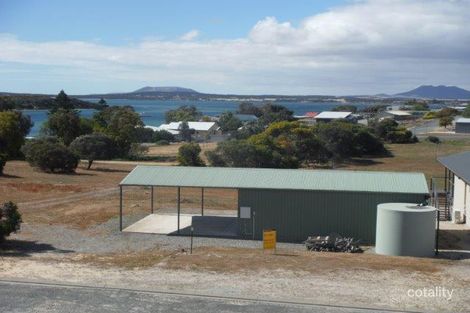 10 Brigette Ave, Coffin Bay, SA 5607