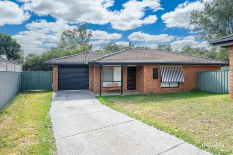 2/12 Mcmahon Pl, West Wodonga, VIC 3690