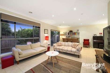 Property photo of 2/276 Nell Street West Watsonia VIC 3087