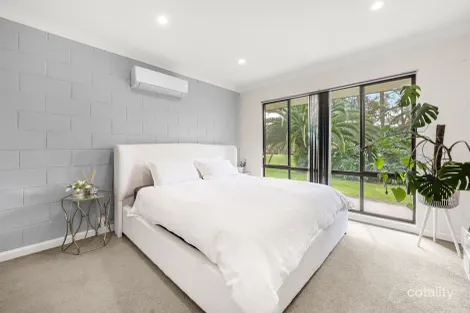 Property photo of 6 Elvin Drive Bomaderry NSW 2541