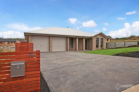Property photo of 32 Esperance Boulevard Seaford Rise SA 5169