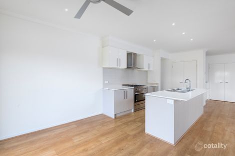 Property photo of 8 Geranium Drive Springfield Lakes QLD 4300