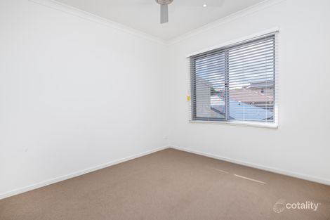 Property photo of 8 Geranium Drive Springfield Lakes QLD 4300