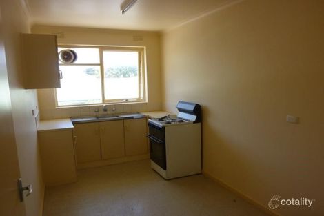 Property photo of 8/21 Toolambool Road Carnegie VIC 3163