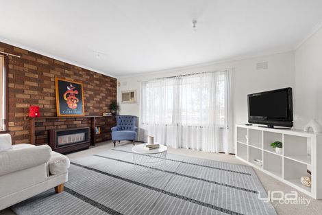 20 Michael Ave, St Albans, VIC 3021