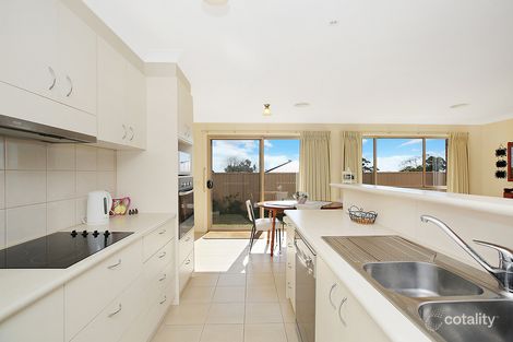 Property photo of 2/1 Vista Court Camperdown VIC 3260
