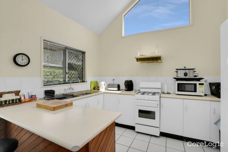 Property photo of 2/18 Barrett Street Bungalow QLD 4870