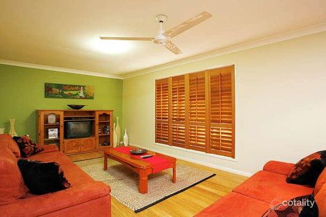 4 Brett Pl, Wynnum West, QLD 4178