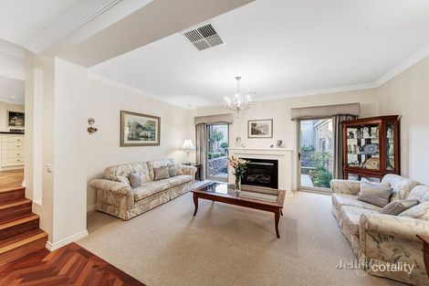 Property photo of 10 Habitat Park Drive Doncaster East VIC 3109