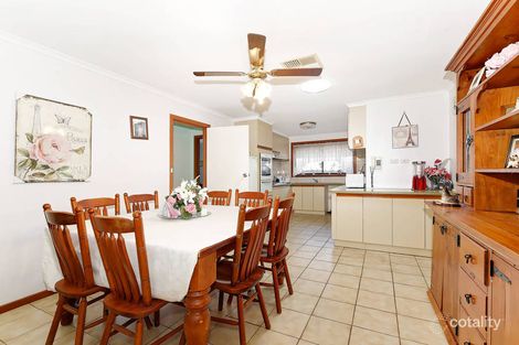 Property photo of 5 Kevington Street Werribee VIC 3030