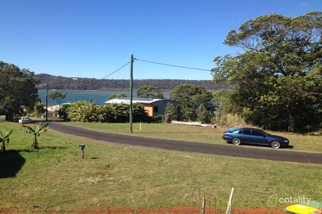 Property photo of 11 Oasis Drive Russell Island QLD 4184