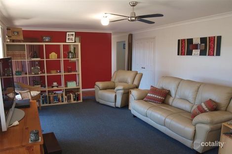 Property photo of 6 Lakeview Road Lake Cathie NSW 2445