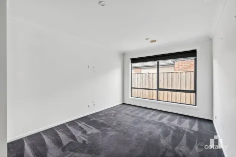 Property photo of 13 Abbey Road Beveridge VIC 3753