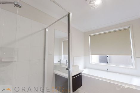Property photo of 43 Molloy Drive Orange NSW 2800