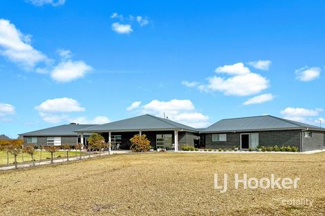 Property photo of 21 Windoona Drive Inverell NSW 2360