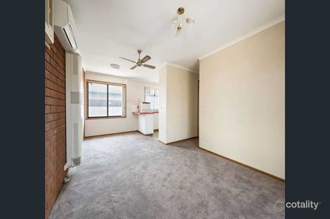 Property photo of 1/396E Ross Circuit Lavington NSW 2641