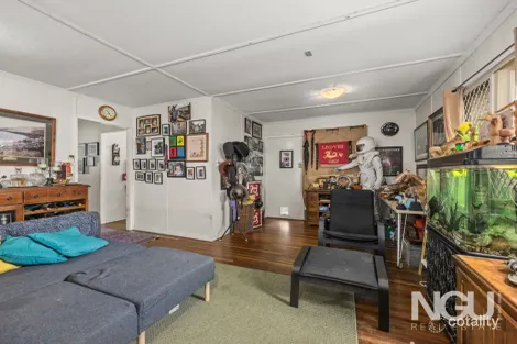 Property photo of 95 Brisbane Road Redbank QLD 4301