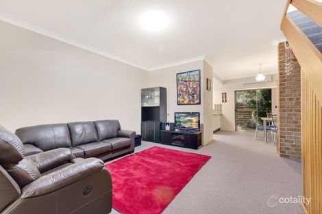 Property photo of 11/17 Lagonda Drive Ingleburn NSW 2565