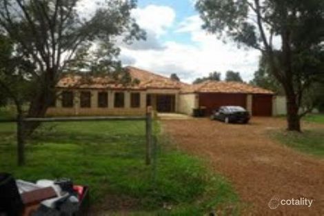2 Middleton Cl, Serpentine, WA 6125
