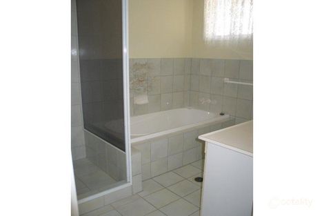 Property photo of 23 Bergamont Street Elanora QLD 4221